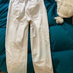 Lulu’s White corduroy paper bag pants